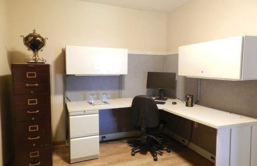 Derby House & Indoor Pickleball - Foto 60