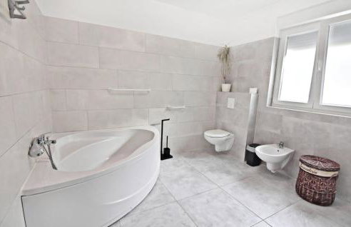 Comfortable holiday home with pool - Foto 6