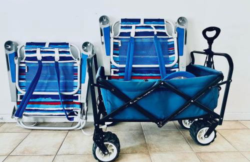 Sea Salt Vacation Home, Private Pool - Walk to Beach - Foto 31