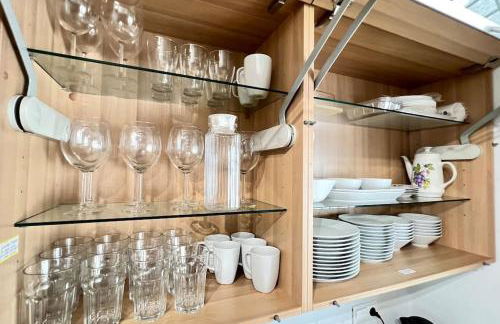 Beautiful Villa With Pool Scenic Views Sleeps 8 - Photo 31