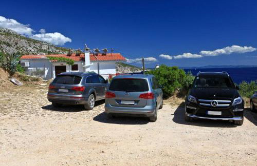 Robinson Elizabeta - Photo 12