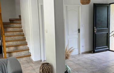 Charmante villa dans un lotissement très calme - Photo 2