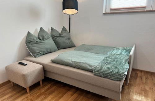 1,5-Zimmer, Top ausgestattet, 4 Pers, Souterrain, Self Check-in, Parkplatz, Netflix & Amazon Prime - Foto 11