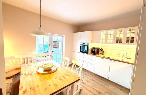 Boddenhuus - Traumhaus mit Steg und Boot - Foto 11