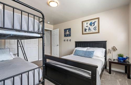 Fully Stocked Home with Hot Tub and Private Yard - Photo 33