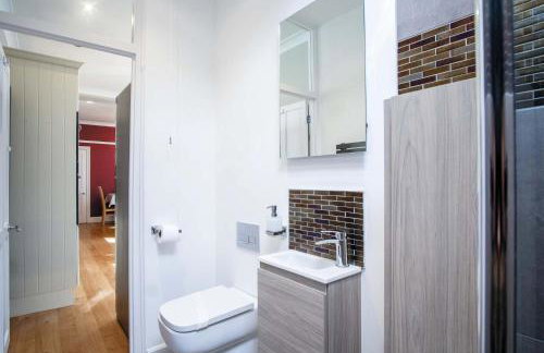 Overland Road – 4 Bedroom House – Mumbles - Foto 118