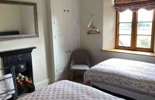 Former school cottage near Bridgnorth - Foto 13