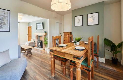 Church View Cottage & Secret Garden, Matlock - Now Hosted by StayHostSave - Foto 7