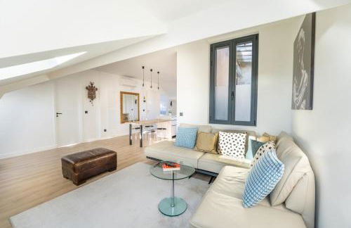 Monte Carlo Monaco Border - luxury, modern, cozy with home feelings and See View - Foto 1