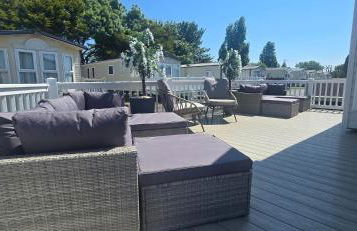 The Pink Lady with games table - Foto 3