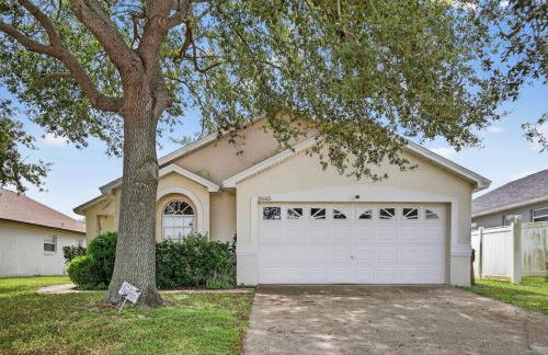 Luxury 4-Bedroom Home with Private Pool, Jacuzzi, AC, Wi-Fi, Cable TV, 5 Minutes from Disney - Foto 26