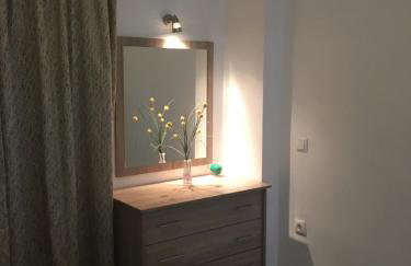 Regina Apartments - Photo 11