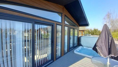 Penny Lodge with Hot Tub - Foto 3