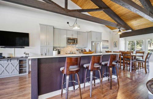 10 Mi to Palisades Tahoe! Condo with Game Room - Foto 7