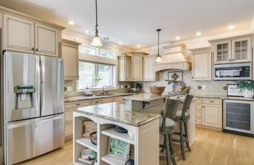 Dock and Home Theater Pet-Friendly Lake Wylie Home - Foto 9