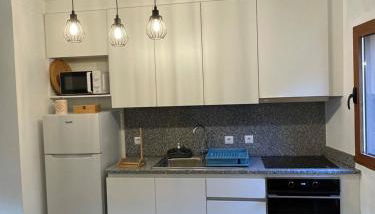 Alojamento Local - Casa Zé Santos - Aldeias do Xisto - Sobral de São Miguel - Covilhã - Foto 3, stove, pet friendly, minibar