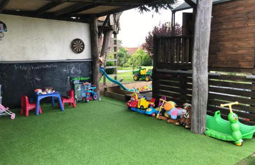 Rew Farm Country & Equestrian Accommodation - Sunrise Lodge - Foto 47