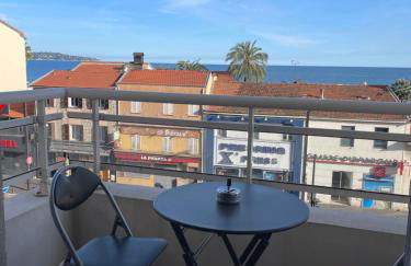 Comfy 2 min to Beach - AC - Photo 8