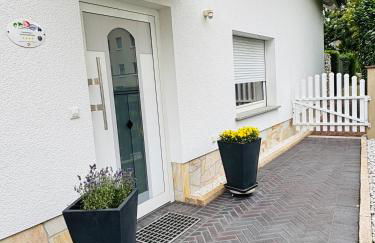 Casa Harmonia Ferienhaus- Ruhig und gemütlich am Pestalozzipark, Gesundbrunnen - Foto 3