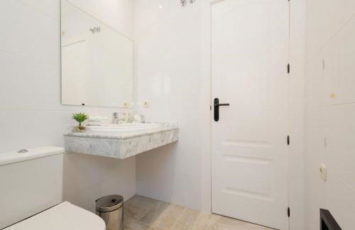 Townhouse in first line beach, Bahia de Marbella, Marbella - Photo 41