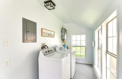 Walk to Parks and Main St Renovated League City Gem - Foto 23