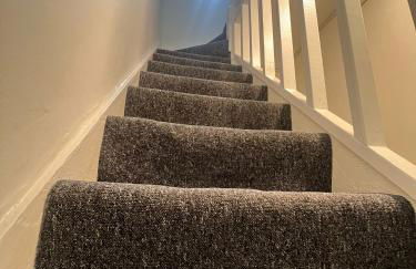 Cosy Self contained Studio flat - Photo 3