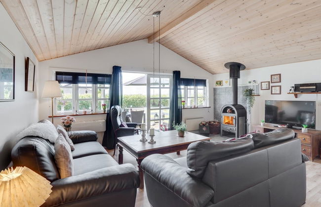 3 bedroom House in Toftlund with terrace - Photo 4