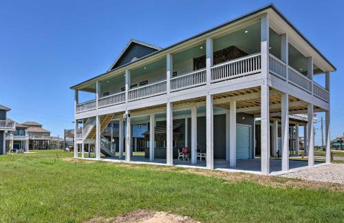 Steps to Coast Bolivar Peninsula Beach House! - Foto 1