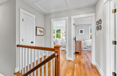 Modern Family Home Walkable to Town - Foto 19