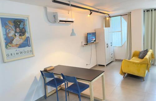 12 - ESTÚDIO CHARMOSO, Ar condicionado, Cozinha completa, Vaga de garagem - Foto 30