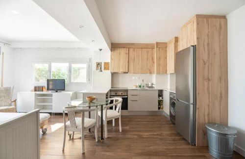 Can Juancho: casita de playa en la Costa dorada - Foto 11