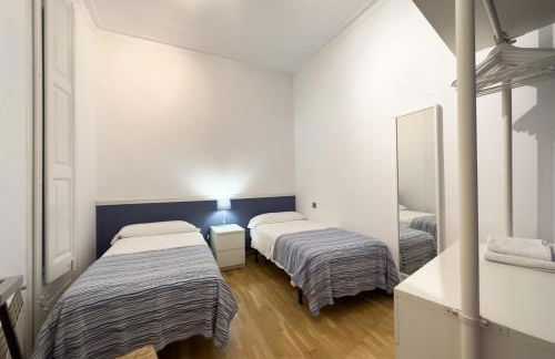 ApartEasy - Passeig de Gracia - Photo 8
