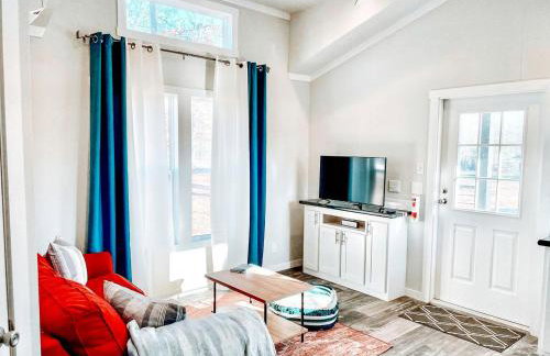 Peaceful and Spacious Tiny House Amazing for a Romantic Escape in Royal, Arkansas - Foto 11