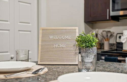 Luxury 3BR Rooftop Apartment Walk to MET and Metro - Foto 15