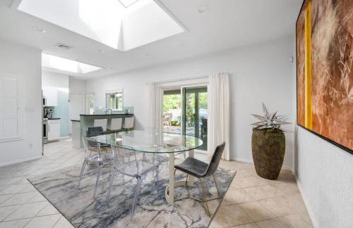 Villa Luz- Cozy Family Home with Jacuzzi year-round & heated pool in summer - Foto 34