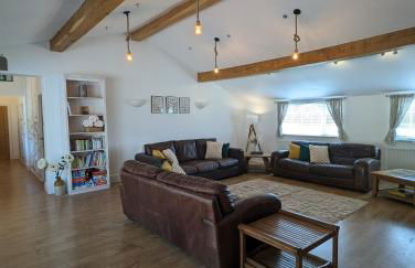 The Stables at Wits End, Hartford - Photo 5