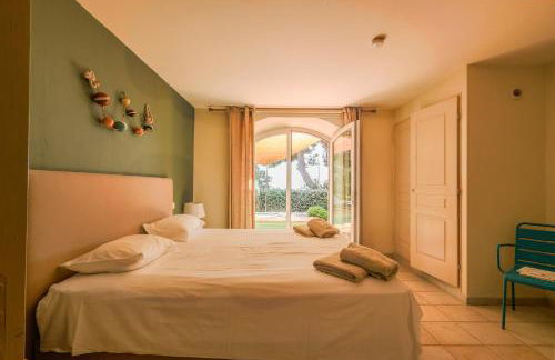 VILLA LES PINS - Foto 16