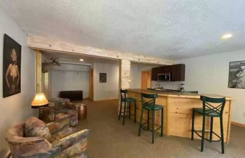 Rustic U.P. Retreat in Marquette - Photo 17