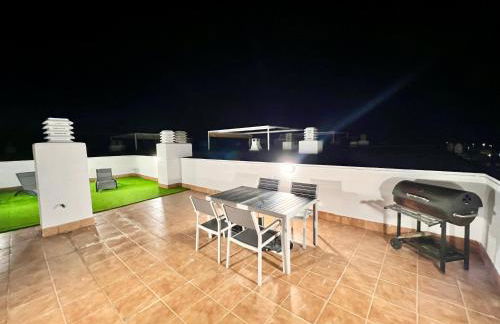 Vistas al mar playa Eucaliptus, con solarium privado - Foto 8