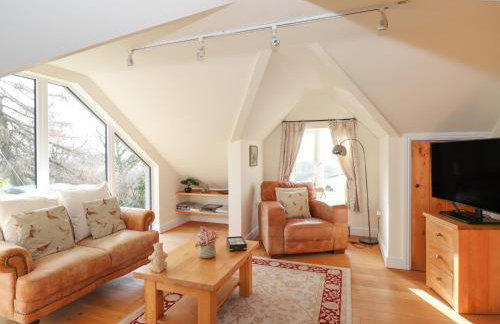 Highbeck Cottage - Photo 3