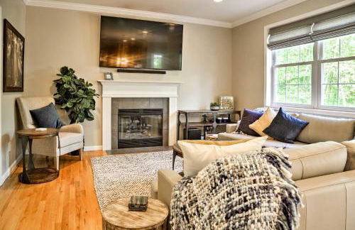 Colonial-Style Warwick Retreat - 1 Hour to NYC! - Foto 4