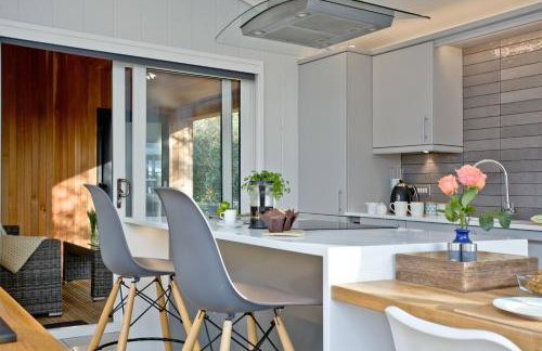 Nyland Lodge - Hot Tub - Fireplace - Free Parking & WiFi - Foto 17