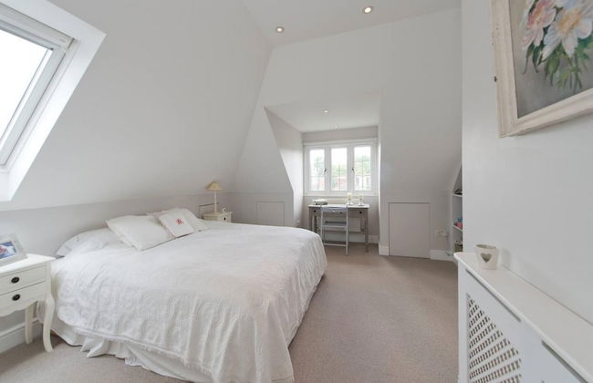 Spacious 7 Bedroom Family Home Barnes - Foto 5