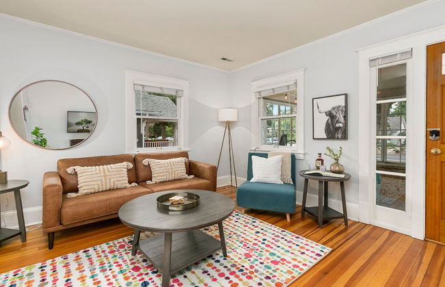 Downtown Abode W/ Hot Tub – Walk to Csu & Old Town - Foto 1