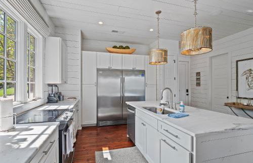 Central Perk - Pet Friendly, Luxury Cabin Feel, Kayaksand Coffee! - Foto 7