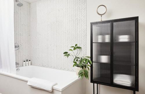 Beautifully Designed 4BR Home Heated Pool HotTub - Foto 41