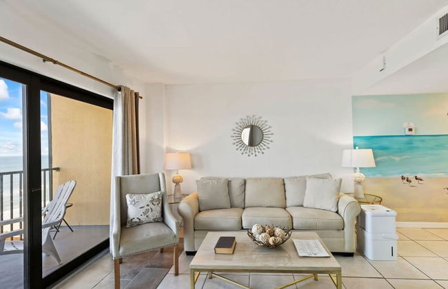 Top Floor Oceanfront Condo w Pool Beach Access - Foto 6