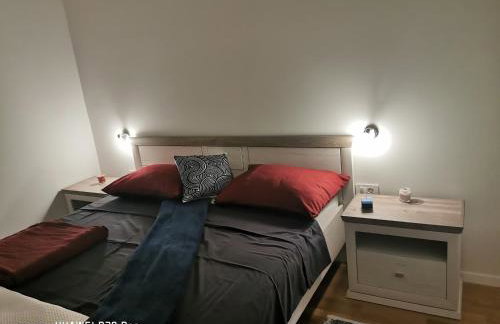 CITY CENTER PEARL #new#free reserved parking in garage elevator direct access#business and pleasure#city view&balcony&sunny&cafes&markets&tram#city center#working room#2 toliets#2 bedrooms - Photo 73