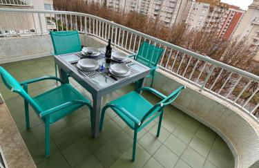 Precioso apartamento con piscina - Photo 25