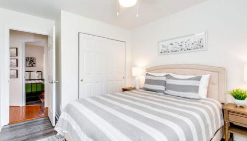 Game Room Fenced backyard Sleeps 10 Fire Pit - Foto 4